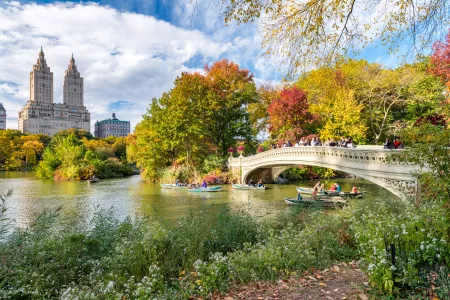 Southampton to New York with 3 Night Stay & 2 Attraction Pass