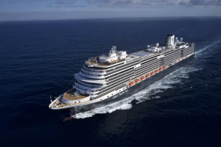 Picture of the Nieuw Statendam cruise ship