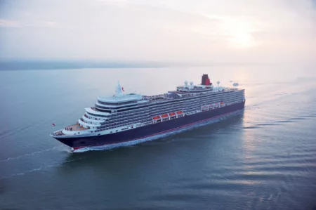 Picture of the Queen Elizabeth cruise ship