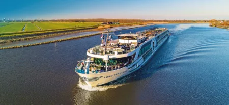 Picture of the MS Lord Tennyson cruise ship