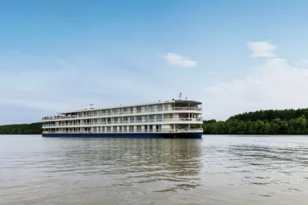 Picture of the Mekong Jewel cruise ship