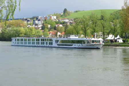 Picture of the Scenic Amber cruise ship