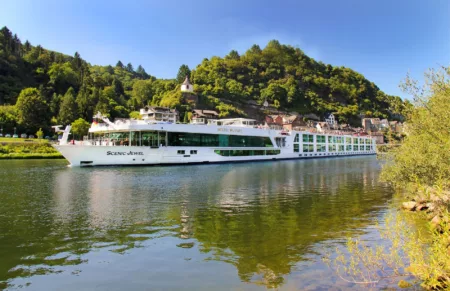 Picture of the Scenic Jewel cruise ship