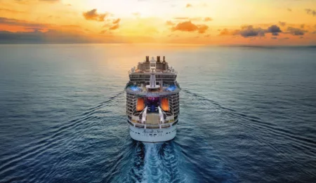 Picture of the Allure of the Seas cruise ship