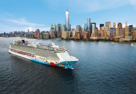 Picture of the Norwegian Breakaway cruise ship